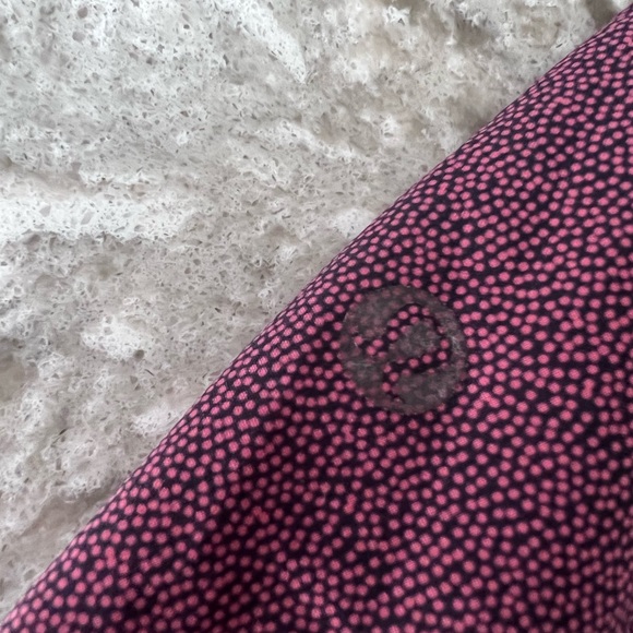 Mens Lululemon Shorts - Picture 3 of 4